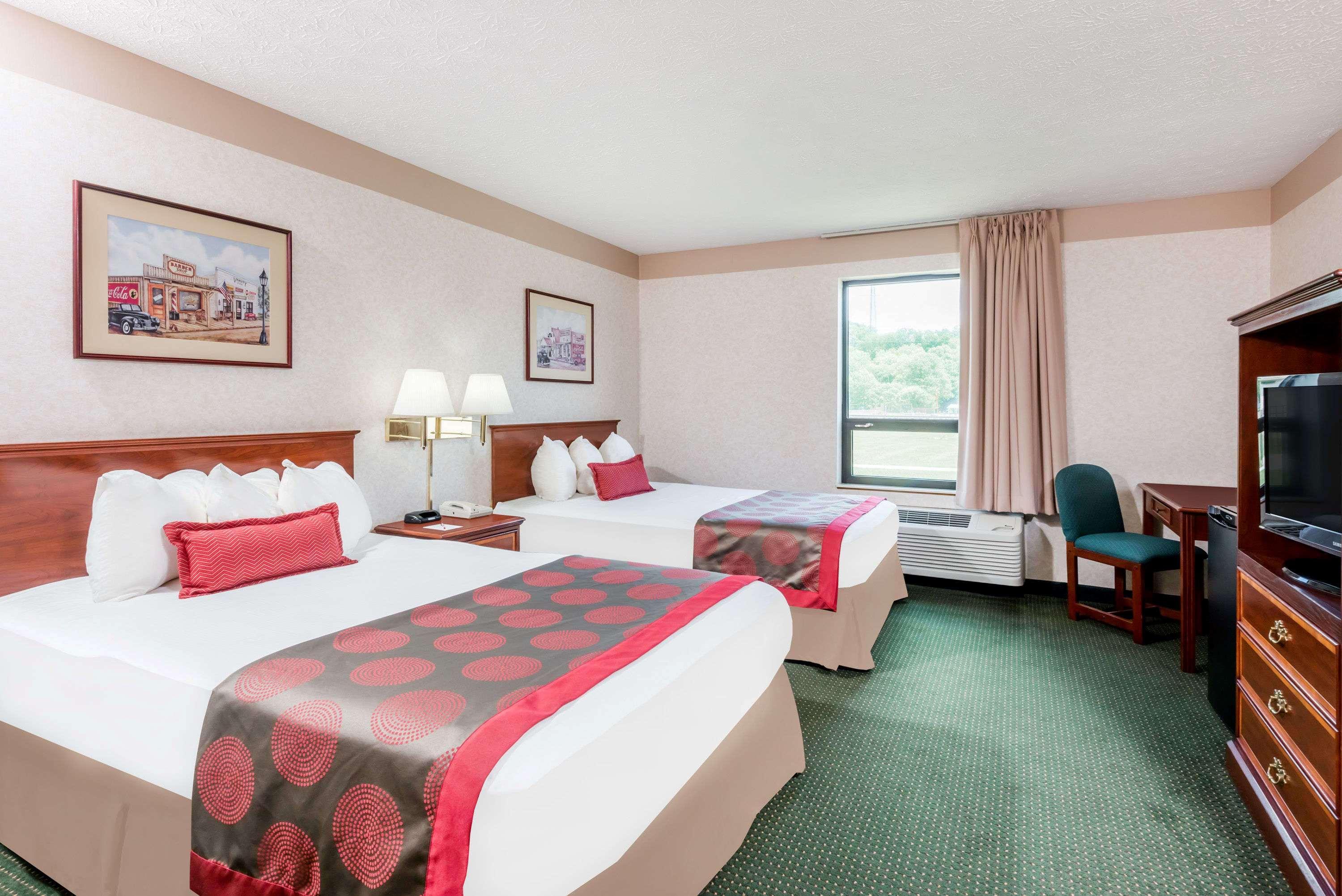 Ramada By Wyndham Strasburg Dover Dış mekan fotoğraf